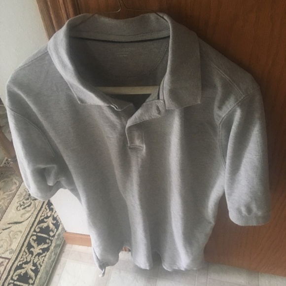 5 FOR $20 🔴 CLASSIC SHORT Sleeves T-SHIRT MEN Sz S GRAY - Picture 3 of 4